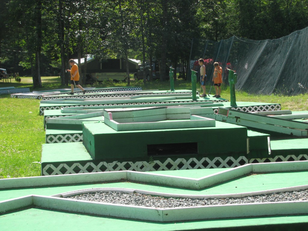 Mini-putt